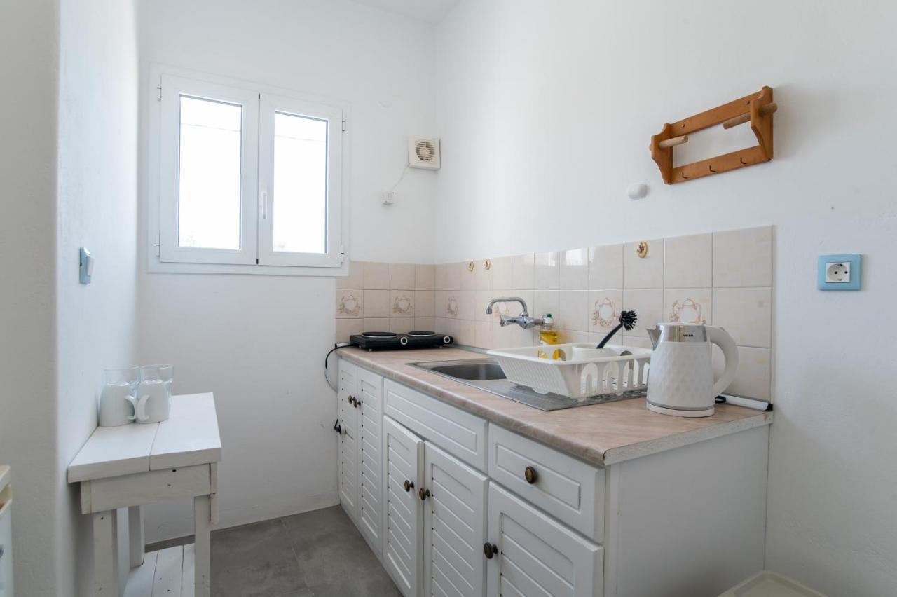 Livadia Seaside Studios 7 Парос Экстерьер фото