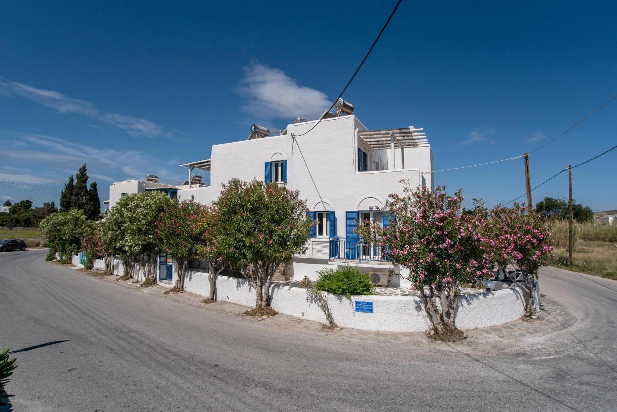 Livadia Seaside Studios 7 Парос Экстерьер фото